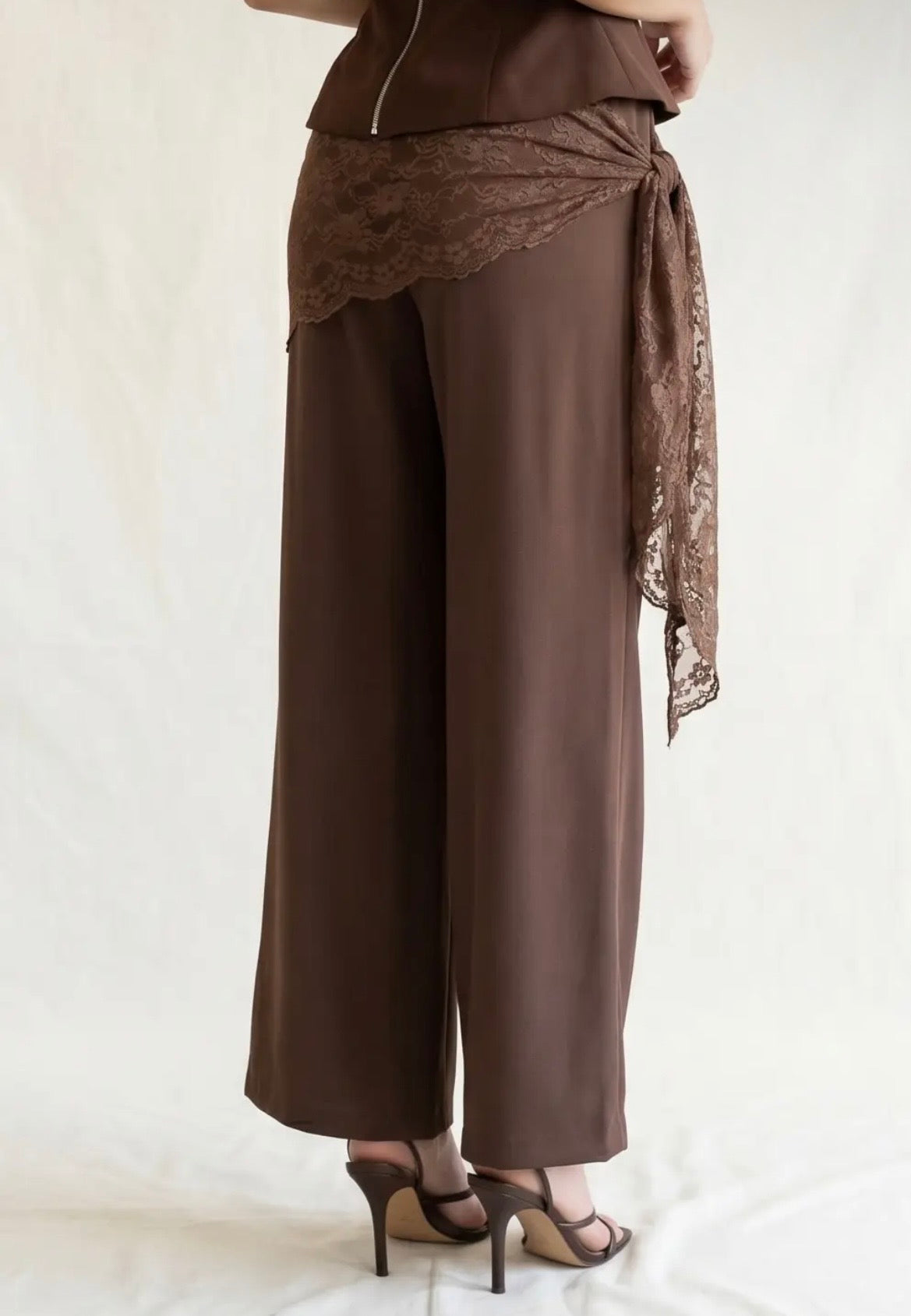 Chocolate & Lace Set