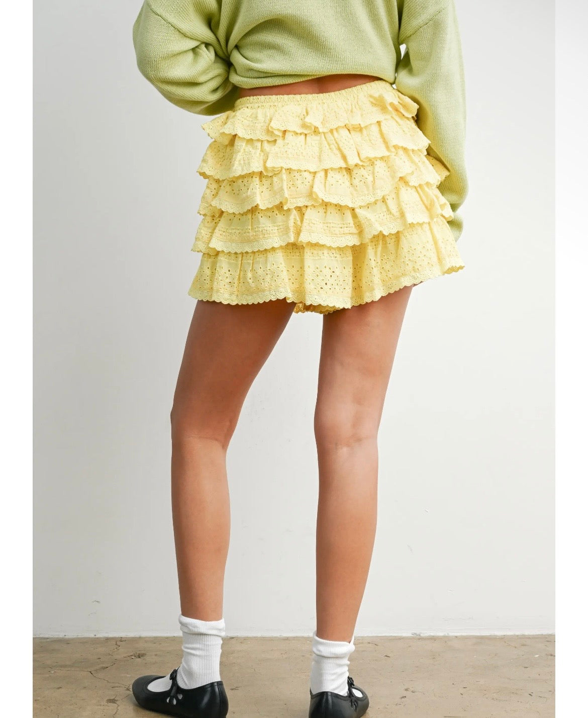 Harvest honey shorts yellow